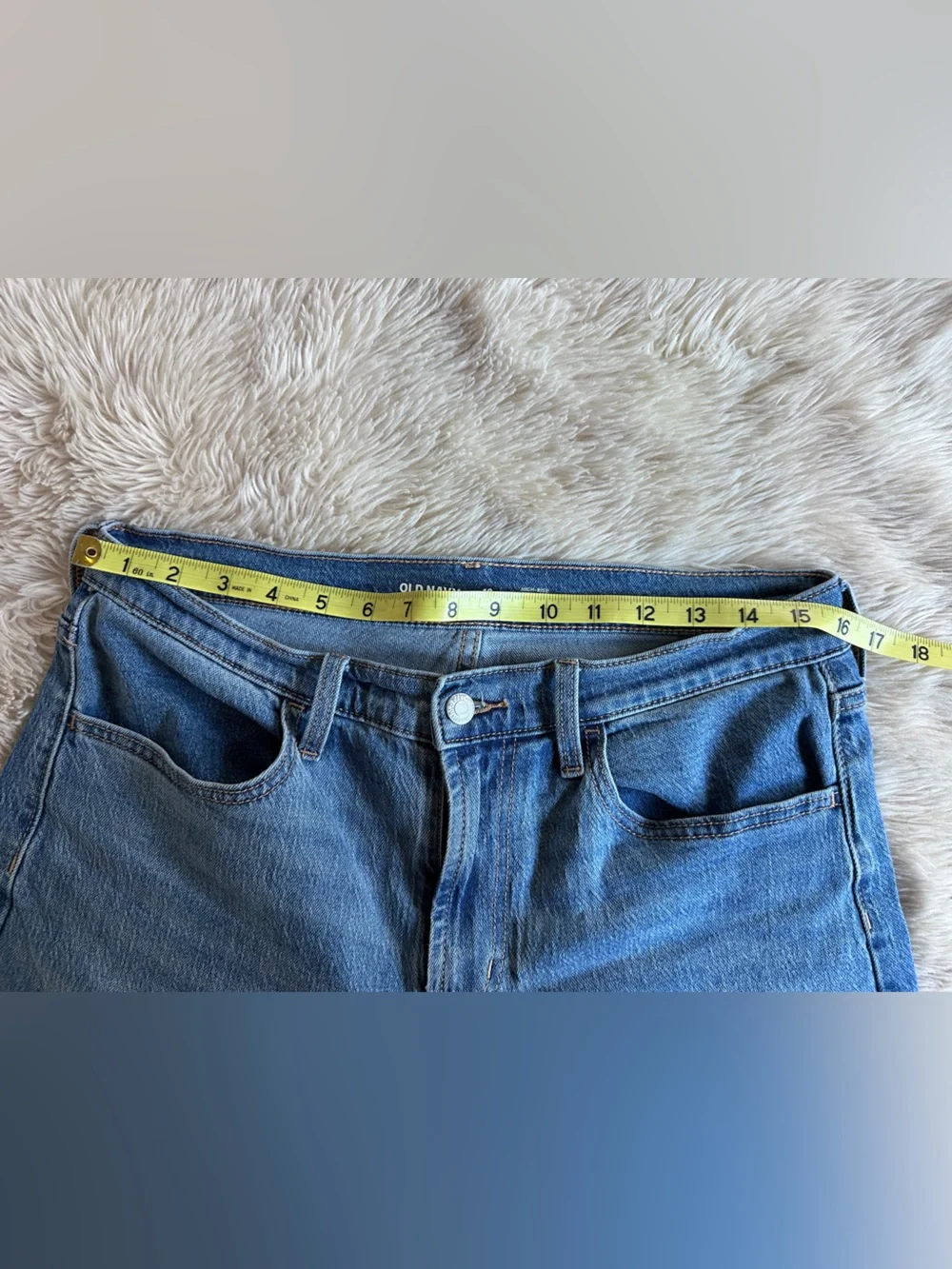 Old Navy Wow High Waisted Barrel Ankle Jeans Light Wash Size 10S